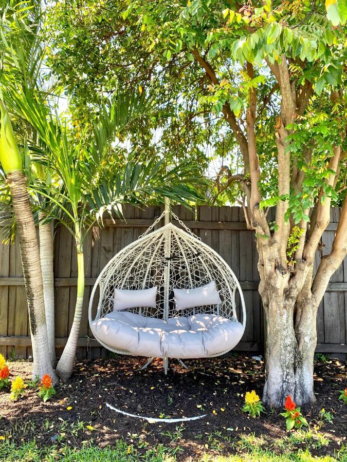 Private Heated Pool Oasis Pet-Friendly Retreat Short Or Long Stays Sleeps 2-8 Ppl Pompano Beach Exterior photo